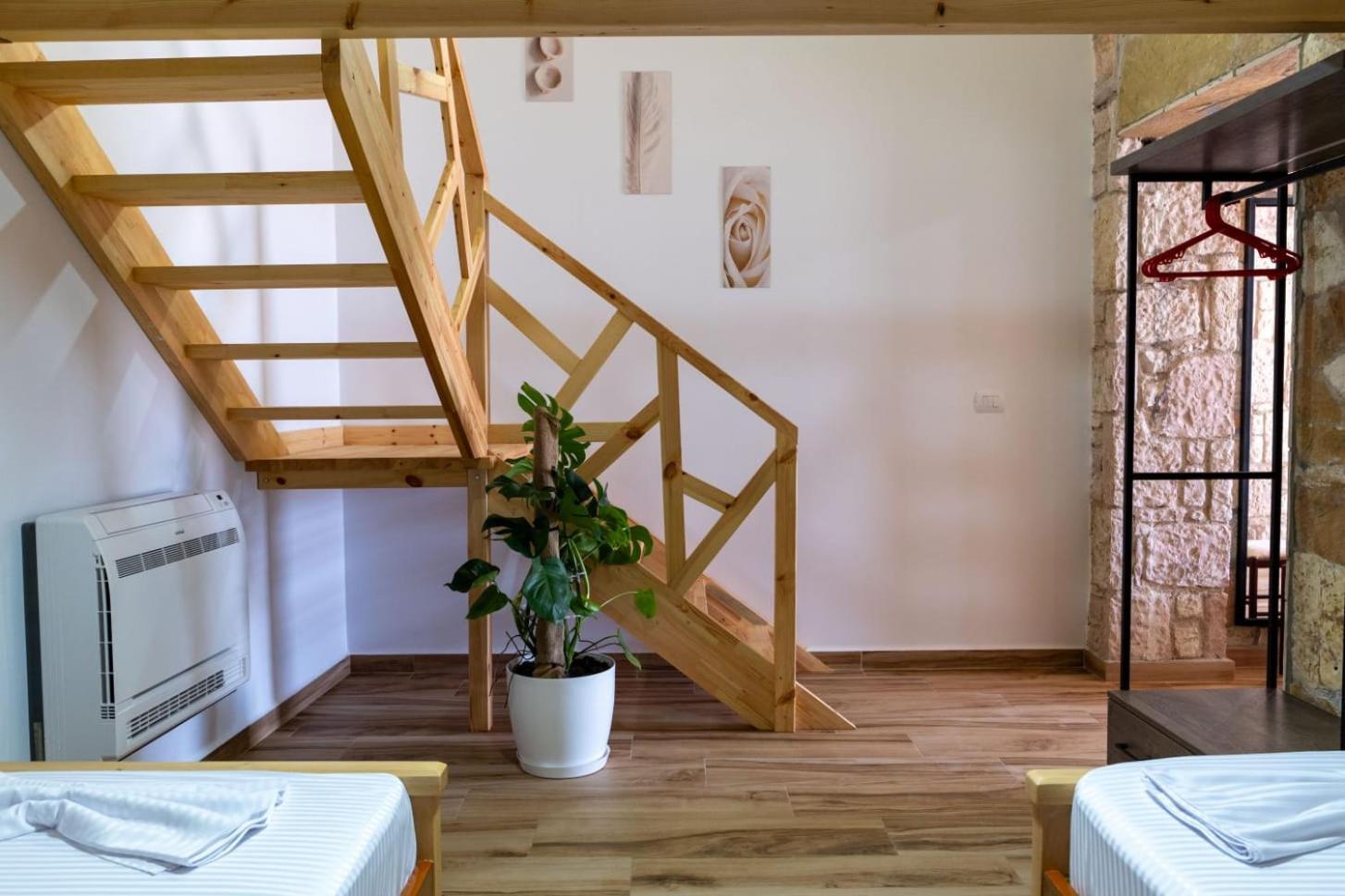 Apartament Hasani 24 *